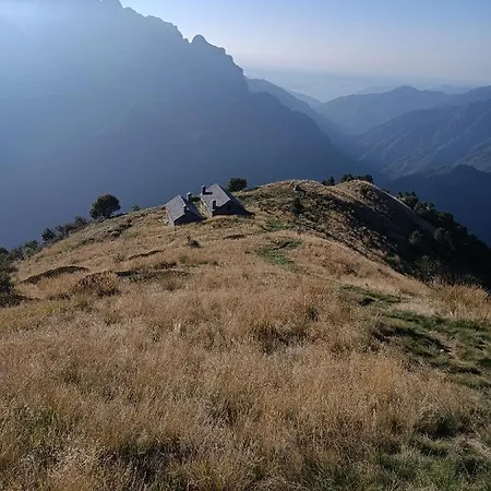 Paradiso Sul Maggiore Apartment *