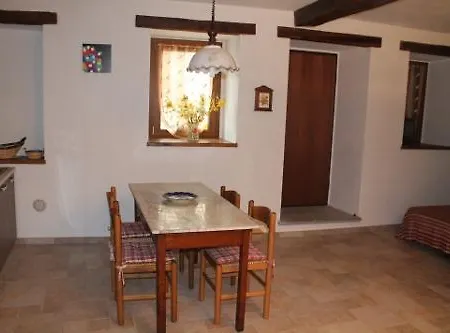 Paradiso Sul Maggiore Apartment *